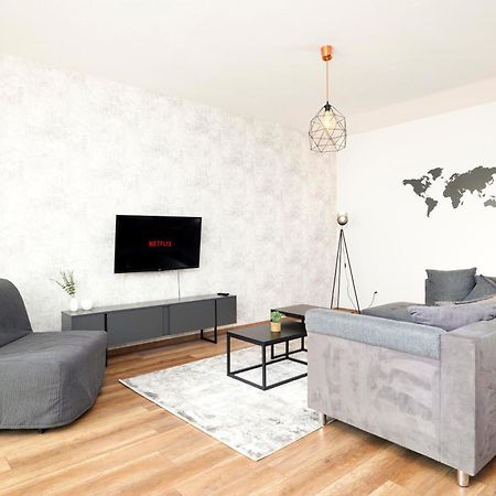 Homeawayhome By The River Ceske Budejovice Esterno foto