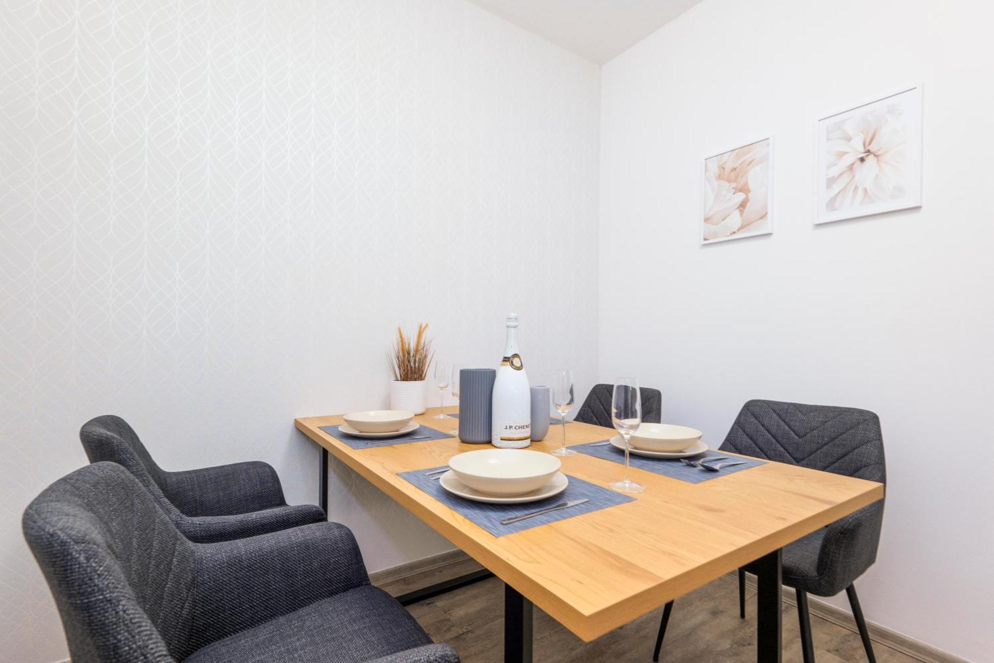 Homeawayhome By The River Ceske Budejovice Esterno foto
